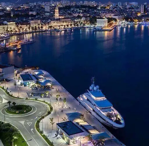 Apartment Angelo Apartment Center Of Split Split